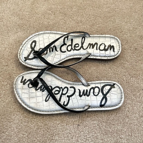 GIRLS Sam Edelman flip flops - Picture 3 of 4
